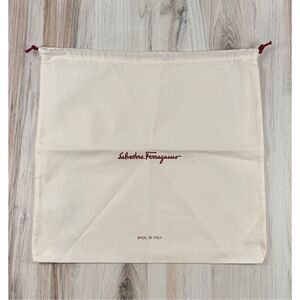 16”x16” Salvatore Ferragamo Dust Bag (Item# 0333)